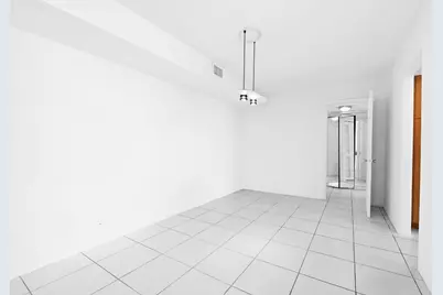 1000 Quayside Terrace #1606, Miami, FL 33138 - Photo 17