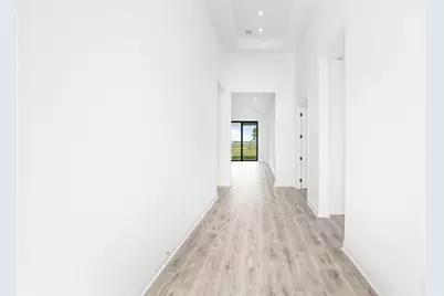 13537 SW Shinnecock Drive, Port Saint Lucie, FL 34987 - Photo 5