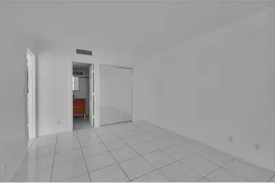 20335 W Country Club Drive #2210, Aventura, FL 33180 - Photo 27