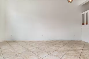 1061 SW 147th Ter, Hollywood, FL 33027 - Photo 7