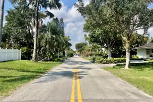 3220 Oleander Way, Pompano Beach, FL 33062 - Photo 39