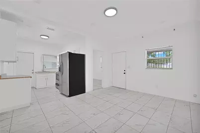1114 NW 39th Street, Miami, FL 33127 - Photo 5