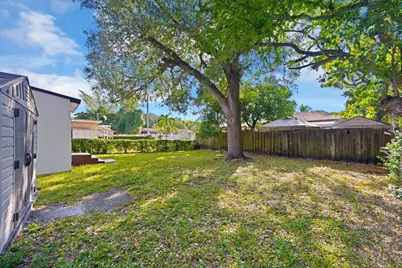 1114 NW 39th Street, Miami, FL 33127 - Photo 25