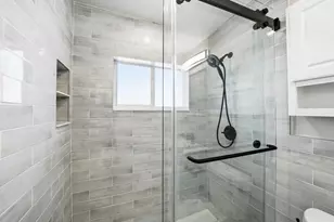 4751 NE 4th Ave, Oakland Park, FL 33334 - Photo 15