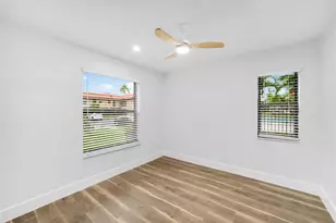 21905 Lake Forest Cir, Boca Raton, FL 33433 - Photo 13