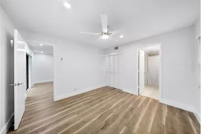 21905 Lake Forest Circle #101, Boca Raton, FL 33433 - Photo 7