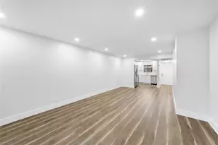 21905 Lake Forest Cir, Boca Raton, FL 33433 - Photo 19