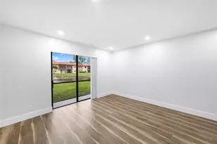 21905 Lake Forest Cir, Boca Raton, FL 33433 - Photo 17