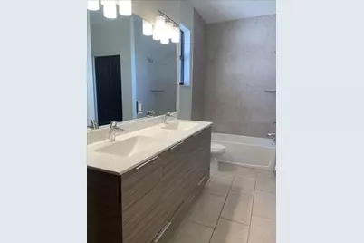 16000 NW 91st Court #16000, Miami Lakes, FL 33018 - Photo 11