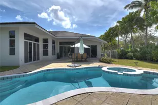 1125 Waterside Cir, Weston, FL 33327 - Photo 7