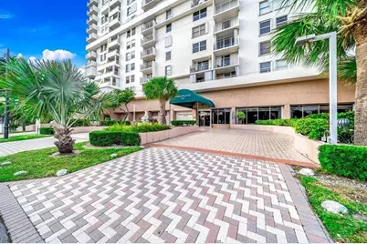 111 Briny Avenue #2307, Pompano Beach, FL 33062 - Photo 3