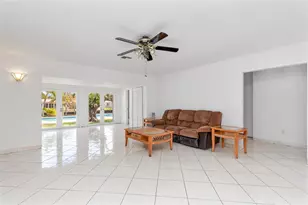 360 SE 5th Ave, Pompano Beach, FL 33060 - Photo 21