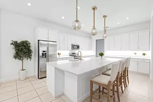 8870 NW 37th Dr, Coral Springs, FL 33065 - Photo 9