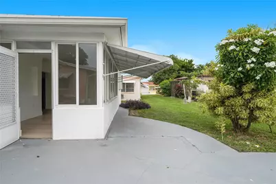 4510 NW 49th Drive, Tamarac, FL 33319 - Photo 7