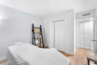 3030 NE 5th Terrace #1, Fort Lauderdale, FL 33334 - Photo 13