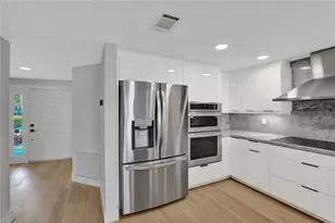 876 Jeffery St, Boca Raton, FL 33487 - Photo 7