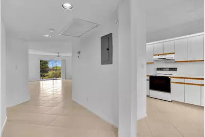 1601 Abaco Drive #D4, Pompano Beach, FL 33066 - Photo 9