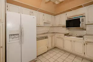 211 S Ocean Dr, Hollywood, FL 33019 - Photo 11