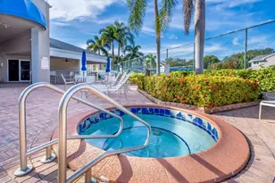 2105 W Discovery Cir W, Deerfield Beach, FL 33442 - Photo 37