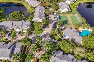 2105 W Discovery Cir W, Deerfield Beach, FL 33442 - Photo 47