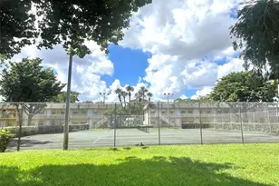 5186 NE 6th Ave, Oakland Park, FL 33334 - Photo 17