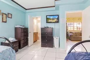 117 SW 1st Ave, Hallandale Beach, FL 33009 - Photo 47