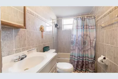 117 SW 1st Avenue, Hallandale Beach, FL 33009 - Photo 15