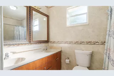 117 SW 1st Avenue, Hallandale Beach, FL 33009 - Photo 35