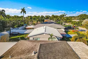 380 NW 47th Ct, Fort Lauderdale, FL 33309 - Photo 31