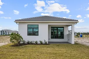 8388 SW Piacenza Wy, Port Saint Lucie, FL 34987 - Photo 19