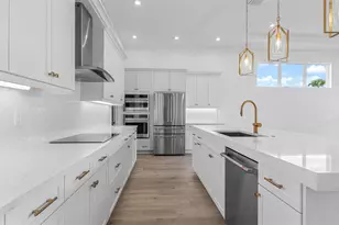 8243 SW Valsovano Wy, Port Saint Lucie, FL 34987 - Photo 9