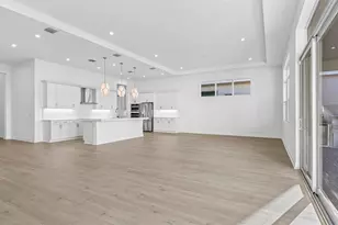 12673 SW Lunata Way, Port Saint Lucie, FL 34987 - Photo 7