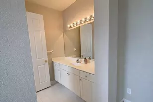 1381 Beacon Cir, Wellington, FL 33414 - Photo 37