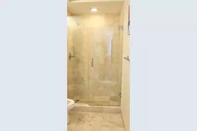 [Address not provided], Miami Beach, FL 33139 - Photo 29