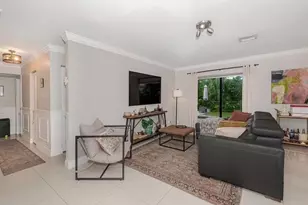 7509 NW 40th Pl, Coral Springs, FL 33065 - Photo 9