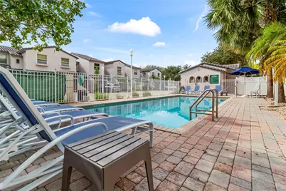 1900 Oceanwalk Lane #136, Pompano Beach, FL 33062 - Photo 45