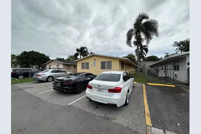 728 NW 4th Avenue #4, Fort Lauderdale, FL 33311 - Photo 1