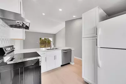 719 Gardens Drive #201, Pompano Beach, FL 33069 - Photo 7