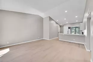719 Gardens Dr, Pompano Beach, FL 33069 - Photo 9