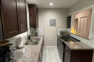 402 SW 12th St, Fort Lauderdale, FL 33315 - Photo 3