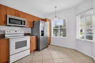 8236 SW 25th Ct, Miramar, FL 33025 - Photo 11