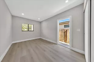 1004 Johnson St, Hollywood, FL 33019 - Photo 19