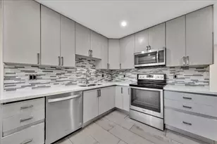 1004 Johnson St, Hollywood, FL 33019 - Photo 15