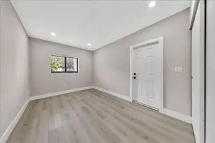 1004 Johnson St, Hollywood, FL 33019 - Photo 21