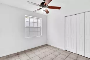 15817 NW 4th Ct, Pembroke Pines, FL 33028 - Photo 13