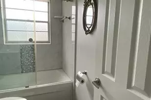 321 Durham J Unit, Deerfield Beach, FL 33442 - Photo 9