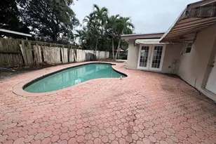 6502 Boulevard of Champions, North Lauderdale, FL 33068 - Photo 5