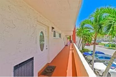 9511 N Hollybrook Lake Drive #207, Pembroke Pines, FL 33025 - Photo 7