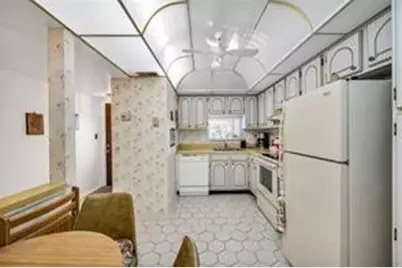 9511 N Hollybrook Lake Drive #207, Pembroke Pines, FL 33025 - Photo 13