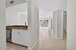 1120 Lake Shore Dr, Lake Park, FL 33403 - Photo 5